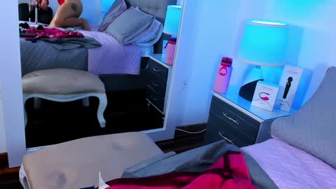 Samantha Vega online show from January 2025 08:19:02 PM