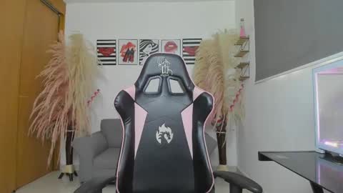 Samantha ga online show from February 2025 08:18:01 PM