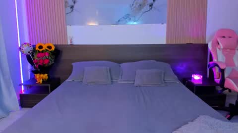 samantha_moons online show from September 2025 10:01:02 PM