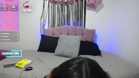 Snapshot of samantha_pym chatting on March 2026 06:58:01 PM Samantha online show from March 2026 06:58:01 PM