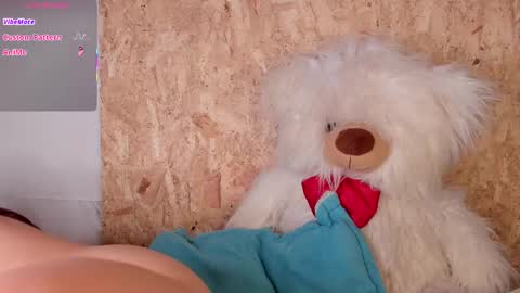 Sam online show from December 2025 05:36:02 AM