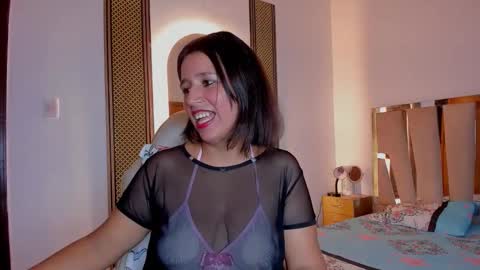 samanthacollins1 online show from November 2025 03:00:02 PM