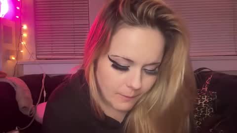 Snapshot of samanthafever chatting on January 2026 12:43:02 PM samanthafever online show from January 2026 12:43:02 PM