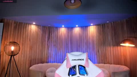 Samantha Klein online show from February 2025 03:39:02 AM