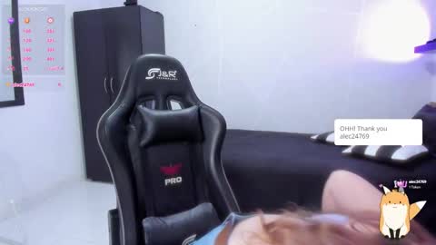 Samantha samy online show from November 2025 07:48:02 PM