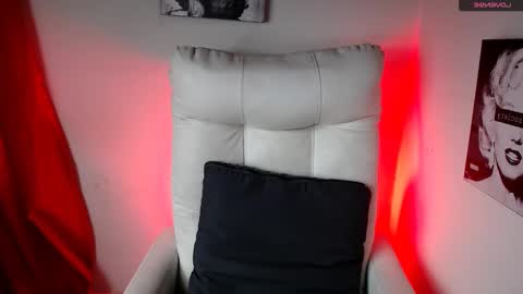 Samantha online show from March 2025 04:11:02 PM