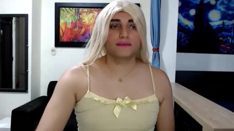 Samara online show from October 2025 06:32:02 AM