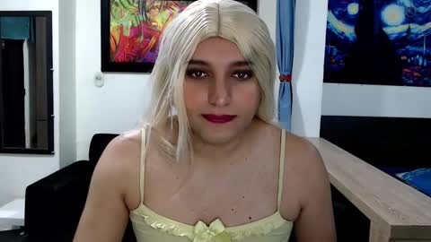 Samara online show from October 2025 08:48:02 PM