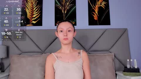 Samara  online show from October 2025 07:36:02 PM