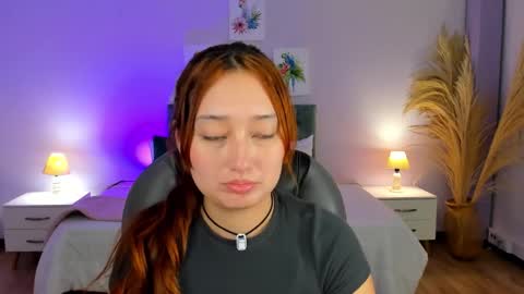 Snapshot of samara_hilton_2 chatting on October 2025 07:14:02 PM samara_hilton_2 online show from October 2025 07:14:02 PM