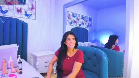 Snapshot of samara_warren chatting on December 2024 11:50:02 AM Samara Warren online show from December 2024 11:50:02 AM