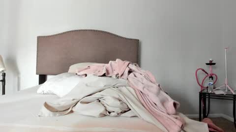 Yaya online show from September 2025 02:41:01 PM