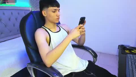 Snapshot of samblack_ chatting on June 2026 01:44:02 PM Sam online show from June 2026 01:44:02 PM