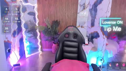 sam online show from May 2026 03:04:02 AM