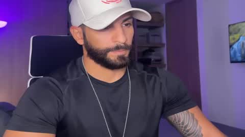 Snapshot of samdornan chatting on January 2025 04:18:01 PM Sam Dornan online show from January 2025 04:18:01 PM