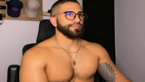 Snapshot of samdornan chatting on February 2026 01:20:02 AM Sam Dornan online show from February 2026 01:20:02 AM