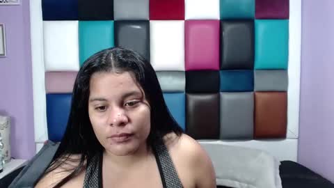 Snapshot of samevanshot chatting on January 2025 03:05:02 AM samevanshot online show from January 2025 03:05:02 AM