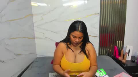 Snapshot of samevanshot chatting on November 2025 03:05:02 AM samevanshot online show from November 2025 03:05:02 AM