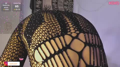 Sam    online show from December 2024 08:18:01 PM