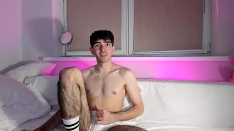 Snapshot of samiliken chatting on February 2026 04:03:02 PM Sam online show from February 2026 04:03:02 PM