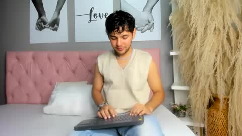 Samir online show from January 2025 12:41:02 PM