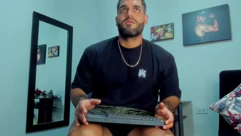 samir_hazard online show from November 2025 09:51:02 PM