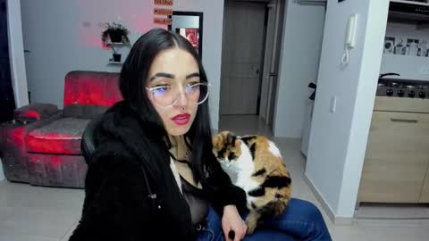 SARA online show from September 2025 12:56:02 AM