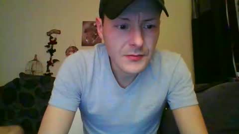 sexy lad looking for fun online show from December 2024 08:34:02 PM