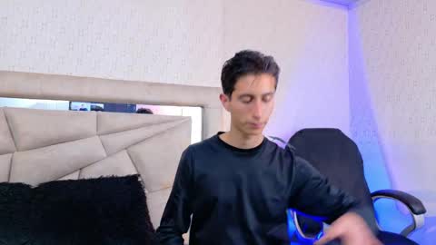 Snapshot of sammy_and_ithan chatting on May 2026 11:47:01 AM Sammy and Ithan online show from May 2026 11:47:01 AM