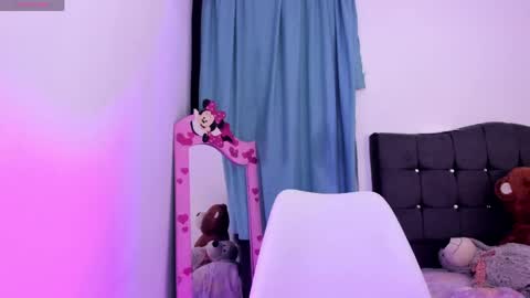 Snapshot of sammy_bunny1 chatting on May 2026 03:59:02 AM Samantha online show from May 2026 03:59:02 AM