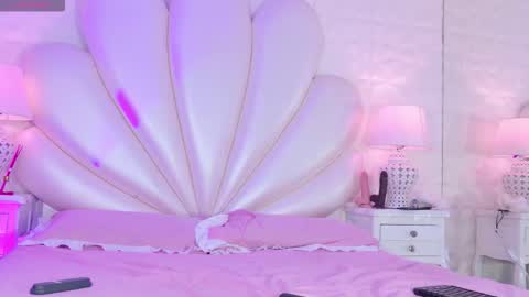 Snapshot of sammyjhuls chatting on November 2025 12:04:01 PM samanta online show from November 2025 12:04:01 PM