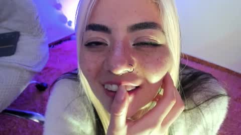   online show from December 2024 11:00:02 AM