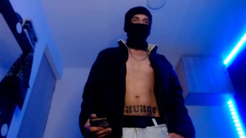   online show from February 2025 01:56:01 AM