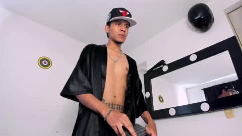   online show from April 2026 08:39:02 PM