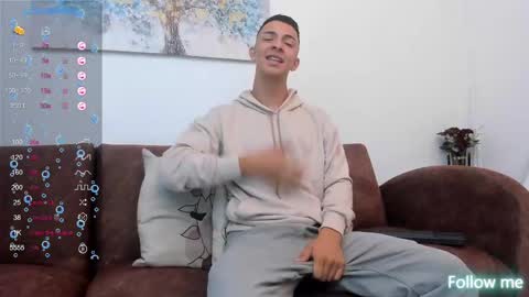 Snapshot of samuel_up chatting on February 2025 12:08:02 AM Samuel online show from February 2025 12:08:02 AM