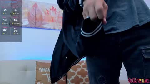 Snapshot of samuel_up chatting on October 2025 03:56:02 AM Samuel online show from October 2025 03:56:02 AM