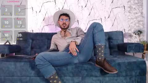 Snapshot of samuelcoopper chatting on October 2025 06:03:01 PM Samuel Coopper online show from October 2025 06:03:01 PM