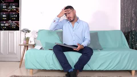 Snapshot of samuelcoopper chatting on November 2025 01:48:01 PM Samuel Coopper online show from November 2025 01:48:01 PM