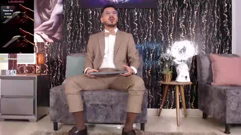 Snapshot of samuelcoopper chatting on December 2025 01:09:02 PM Samuel Coopper online show from December 2025 01:09:02 PM