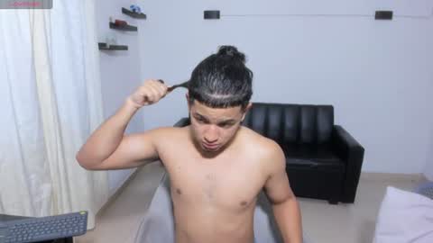 samxx_muscle online show from June 2026 12:48:01 PM