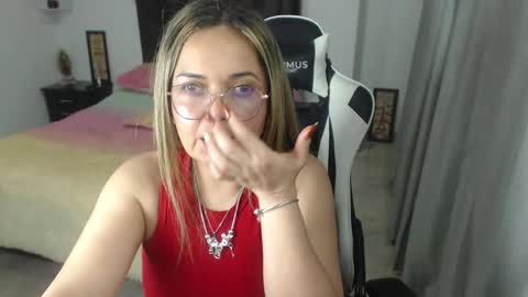 samy_vsn online show from February 2025 03:19:01 AM