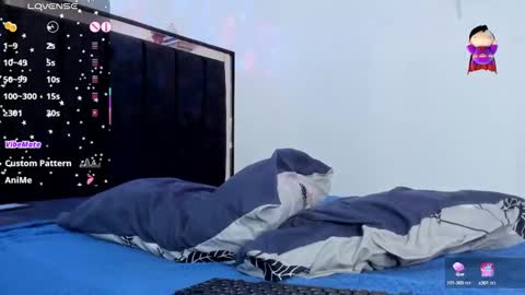 SamyHolbrook online show from January 2025 03:20:01 PM