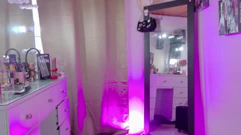 samymelo online show from September 2025 11:25:01 AM