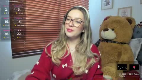 Samanta online show from April 2026 01:01:01 PM