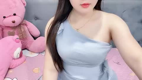 sanami_sian_ online show from October 2025 02:26:02 AM