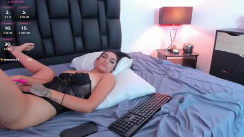 MilaSander online show from December 2024 12:12:02 AM