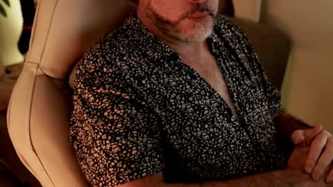 Sanders online show from December 2024 01:29:02 AM