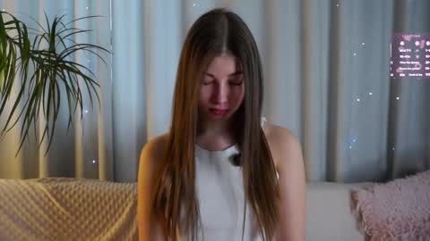 Emma  online show from March 2026 01:31:02 AM