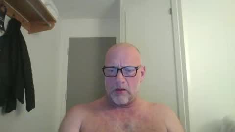 Snapshot of sandnesrune523 chatting on March 2026 06:56:01 PM sandnesrune523 online show from March 2026 06:56:01 PM