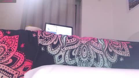 Snapshot of sandra10031989 chatting on March 2025 08:53:01 PM Sandra online show from March 2025 08:53:01 PM